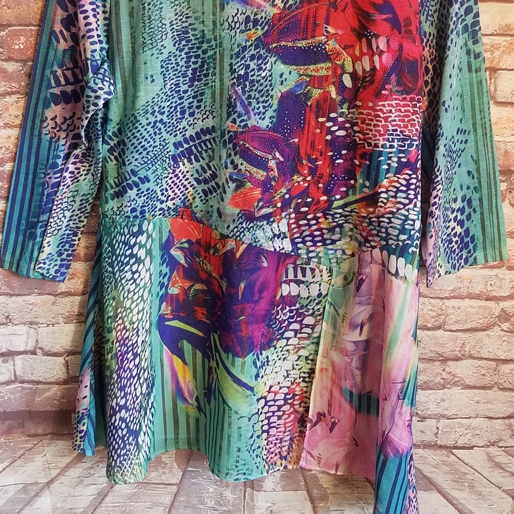 B.L.E.U. beautiful colored asymmetrical shirt - Picture 3 of 7